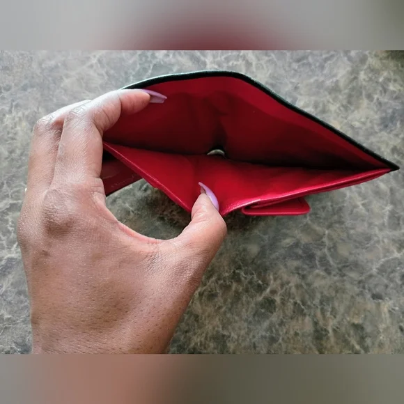 Authentic Christian Dior CD Icon Bifold Wallet – Black Grained Calfskin - Men’s - Picture 7 of 8